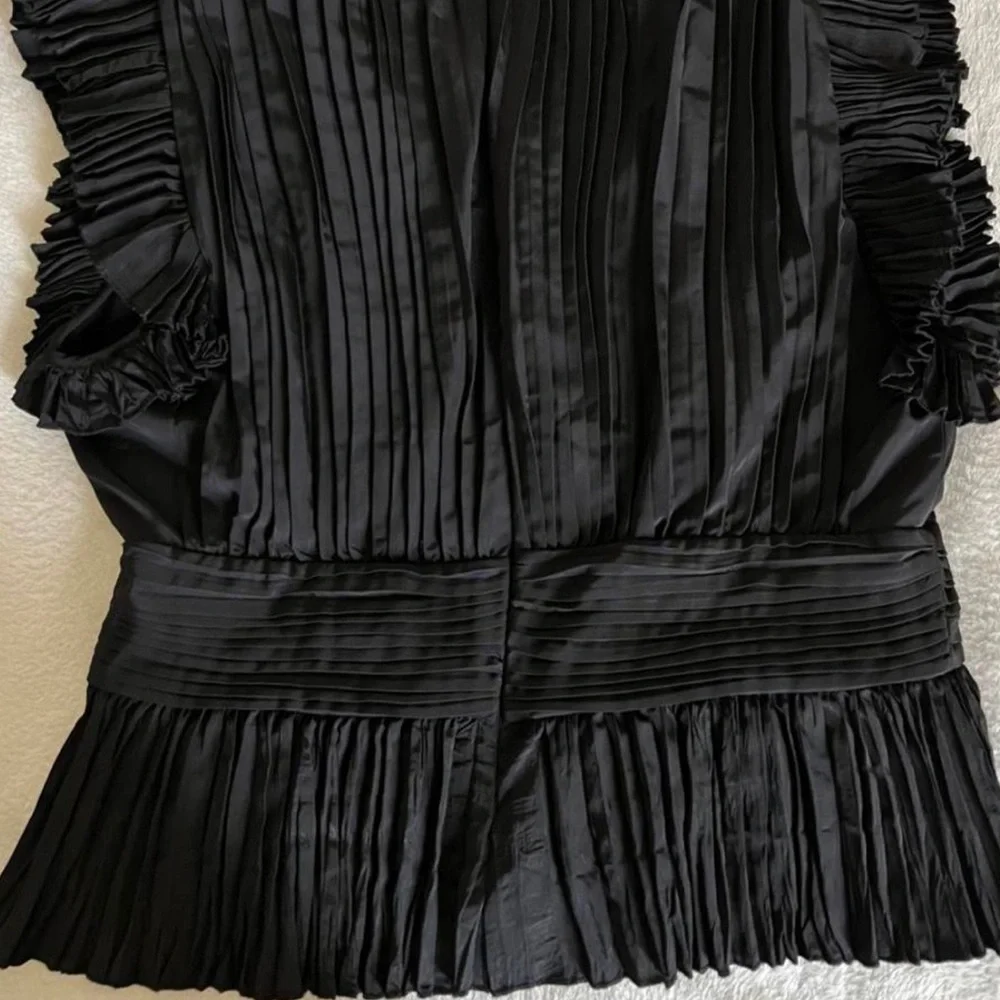 express top 🖤 - Picture 2 of 3